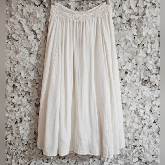 Lulus Linen Midi Skirt With Pockets! - Picture 4 of 4